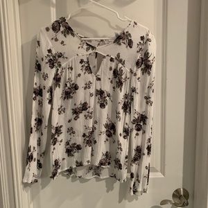 American Eagle floral blouse